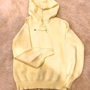 Hoodie Sweater.  (27)